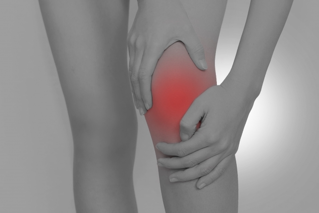 腱 テーピング 膝蓋 炎 膝下の痛みは原因の多くが「使いすぎ」かも！正しい対処法を動画解説｜ひざ痛チャンネル